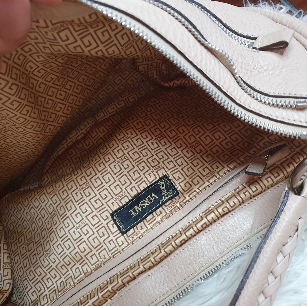 Versace Vintage Beige calfskin grained leather shoulder bag - Picture 7 of 7